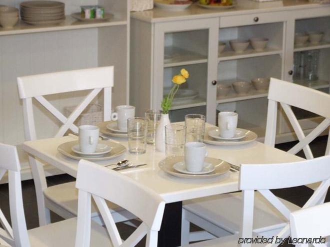 Hotel Villa De Zaragoza Casetas Εστιατόριο φωτογραφία