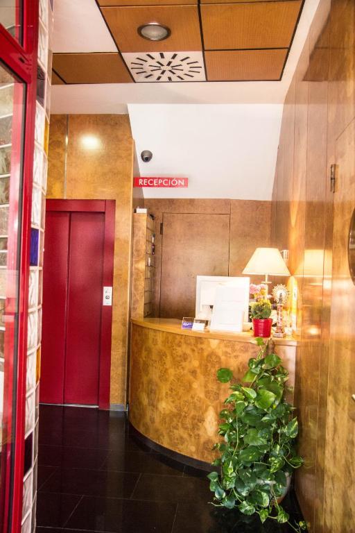 Hotel Villa De Zaragoza Casetas Εξωτερικό φωτογραφία